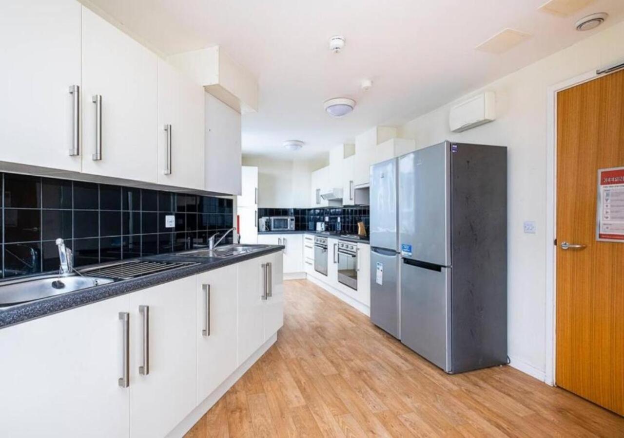 Trendy Ensuite Rooms, Southwark - Sk ลอนดอน ภายนอก รูปภาพ
